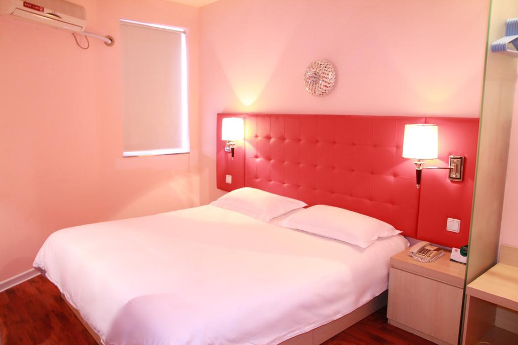 Qingdao Renjia Bussiness Hotel الغرفة الصورة